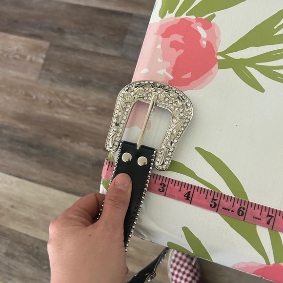 Genuine, leather ladies bling out black belt with rhinestone, cowboy boot detail - Picture 7 of 10